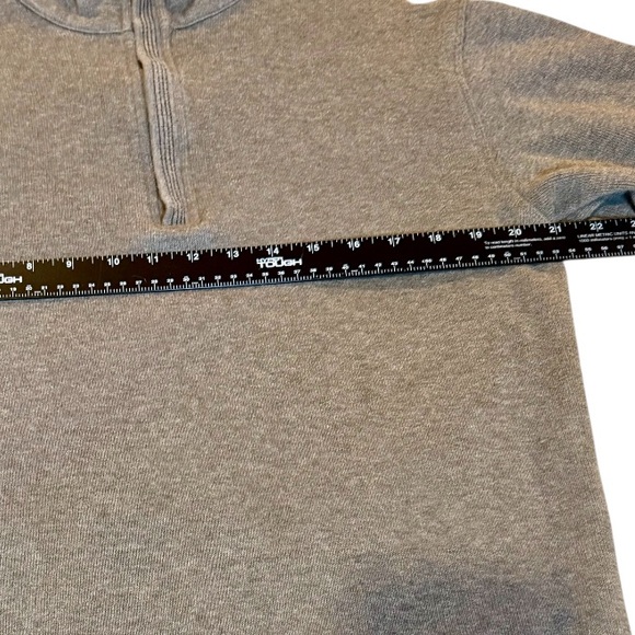 Tiger Woods Collection Men's size M Grayish/Tan Half-Zip Sweater - Picture 8 of 9